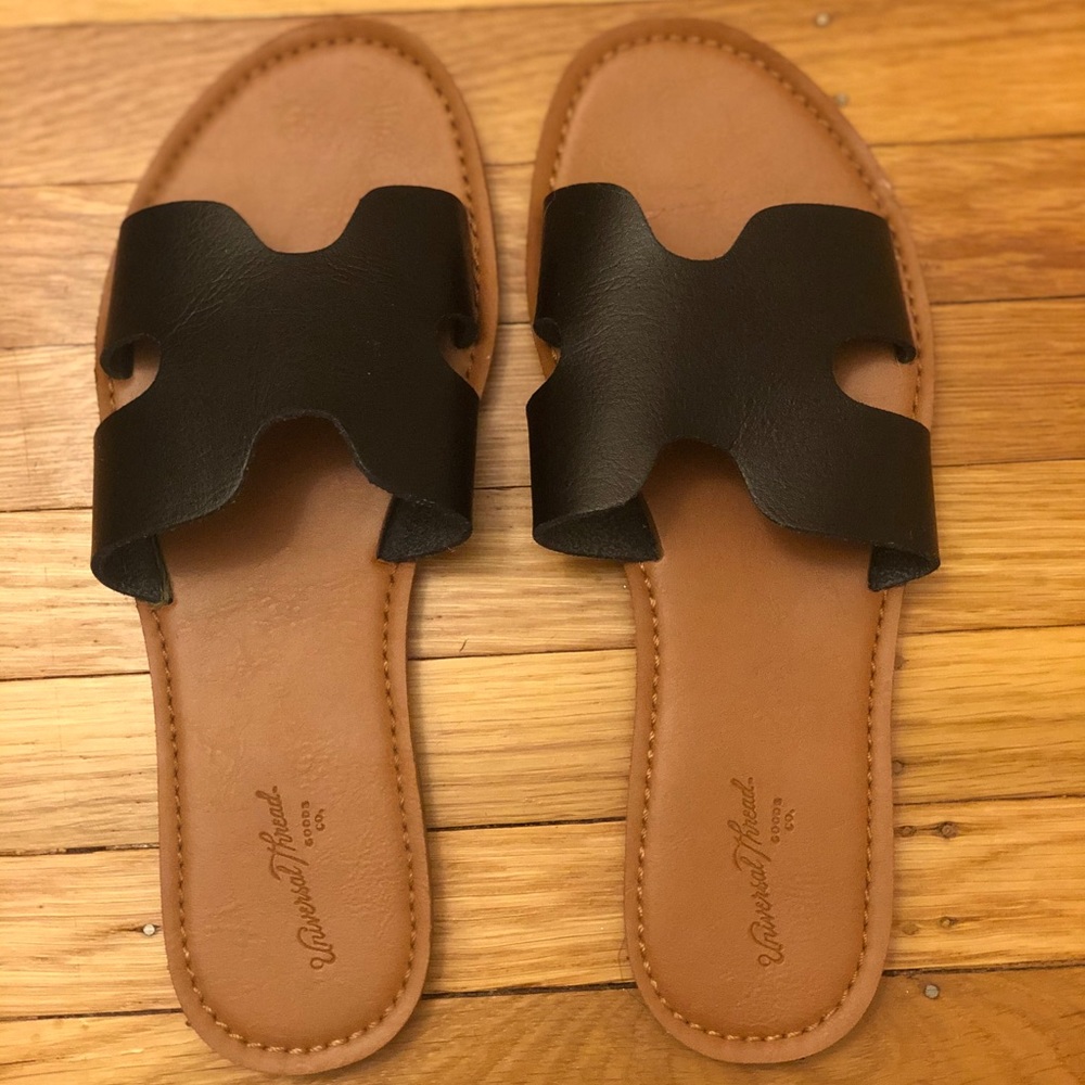 Jenny Slide - Universal Thread